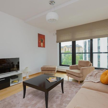 Dzielna Apartment Warsaw Wola By Noclegi Renters Kültér fotó