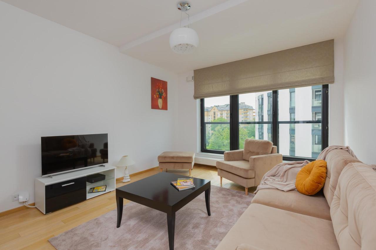 Dzielna Apartment Warsaw Wola By Noclegi Renters Kültér fotó